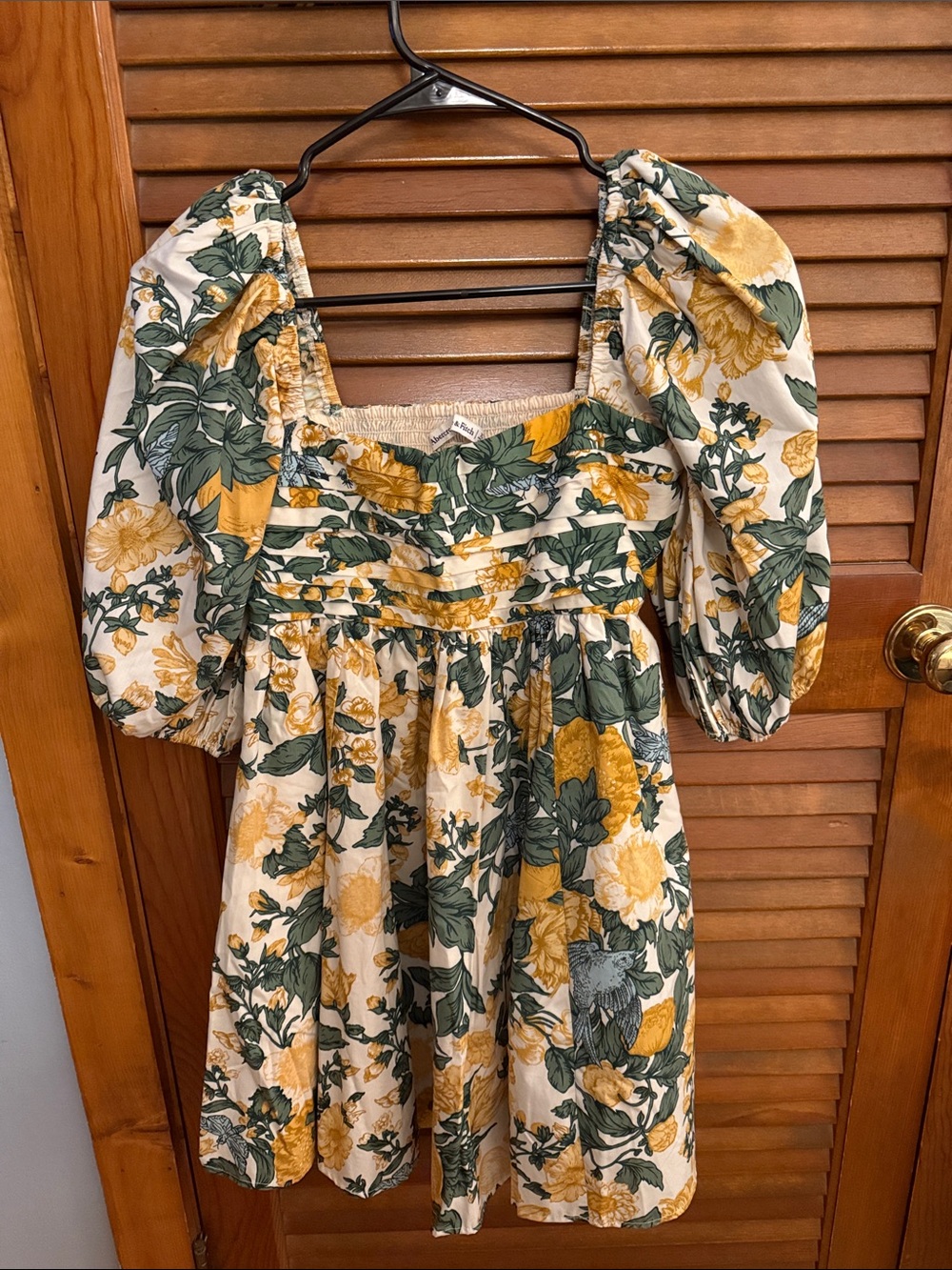 Abercrombie & Fitch Cream Floral Print Emerson Mini Puff Sleeve Dress